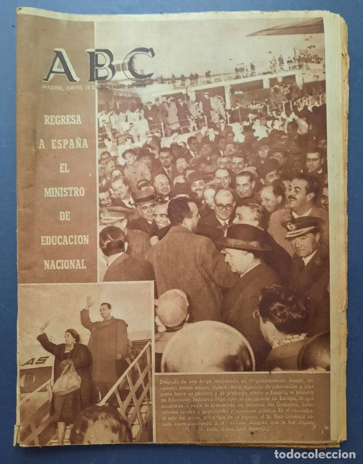 Coleccionismo de Revistas y Peri&oacute;dicos: ABC 8 DICIEMBRE 1954 - EL MINISTRO DE EDUCACI&Oacute;N NACIONAL SR. RUIZ-GIM&Eacute;NEZ.