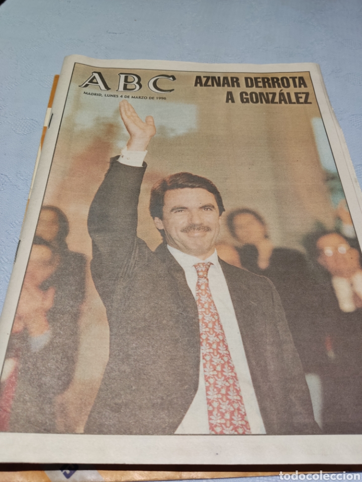Coleccionismo de Revistas y Peri&oacute;dicos: ABC 4 de marzo de 1996, aznar derrota a gonzalez