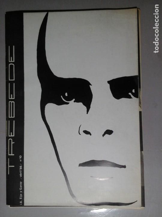 Coleccionismo de Revistas y Peri&oacute;dicos: REVISTA TREBEDE. N&ordm; 10. ABRIL 1986. COMPLETA CON ENCARTE. RARA REVISTA DE LA MOVIDA MADRILE&Ntilde;A. RARO