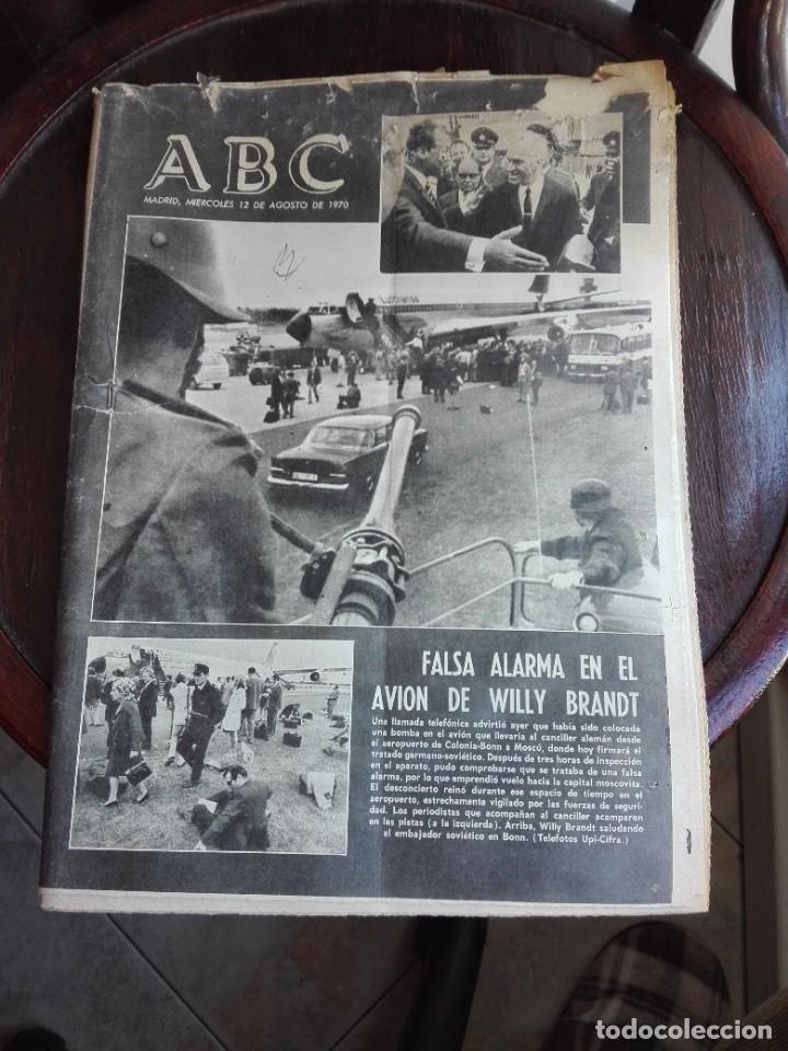 Coleccionismo de Revistas y Peri&oacute;dicos: ABC MADRID mi&eacute;rcoles 12 de agosto de 1970 falsa alarma en el avi&oacute;n de Willy Brandt