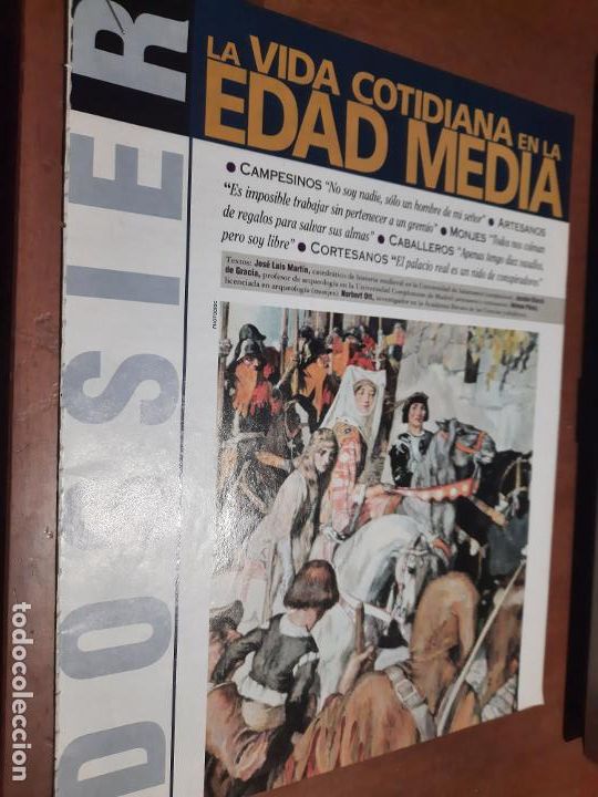Coleccionismo de revistas y peri&oacute;dicos: LA VIDA COTIDIANA EN LA EDAD MEDIA. 22 P&Aacute;GINAS. ARTICULO EXTRAIDO DE UNA REVISTA. BUEN ESTADO.