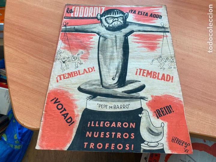 Coleccionismo de Revistas y Peri&oacute;dicos: LA CODORNIZ N&ordm; 517 PORTADA HERREROS. 7 OCTUBRE 1951 (COD2)