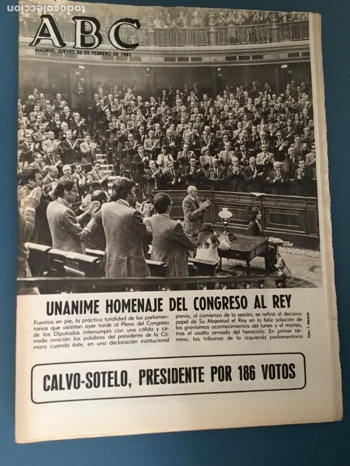Coleccionismo de Revistas y Peri&oacute;dicos: PERIODICO ABC 26.02.1981. UNANIME HOMENAJE DEL CONGRESO AL REY