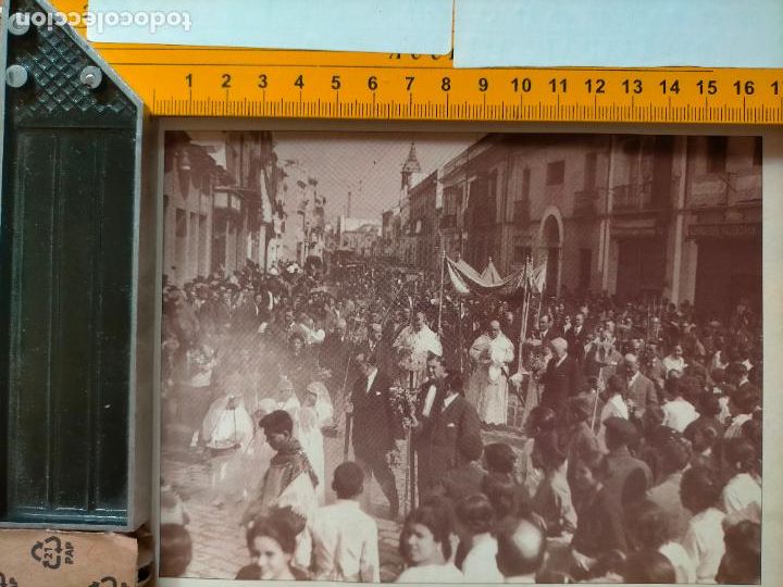 Colecionismo de Revistas e Jornais: antiguo recorte informacion grafica : sevilla 1927 procesion de impedidos calle castilla