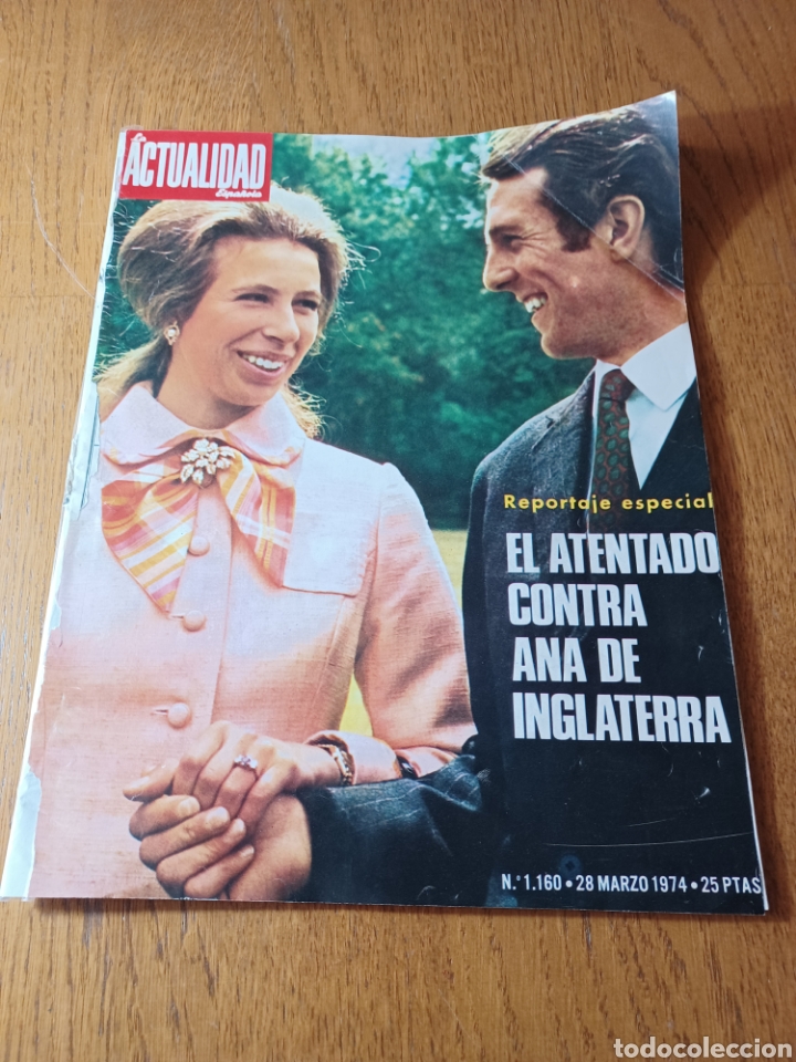 Coleccionismo de Revistas y Peri&oacute;dicos: REVISTA 1974. PITITA RIDRUEJO. MUJERES DE FUTBOLISTAS . PERET .