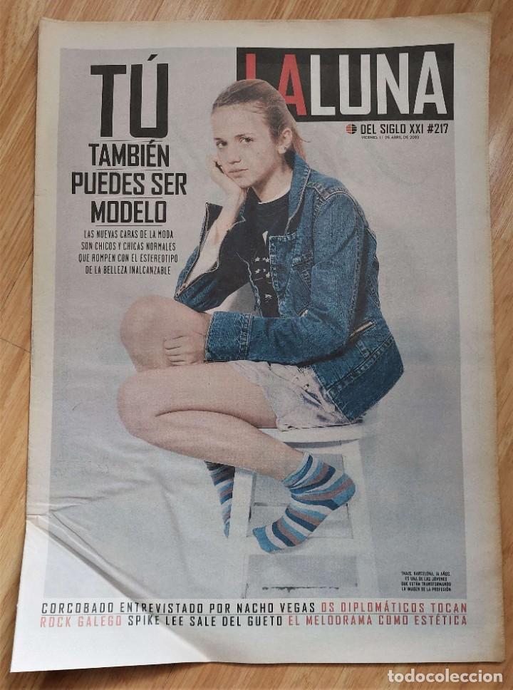 Coleccionismo de revistas y peri&oacute;dicos: La Luna del Siglo XXI n&ordm; 217 abr. 2003 (El Mundo) Nuevos modelos, Corcobado, Os Diplom&aacute;ticos