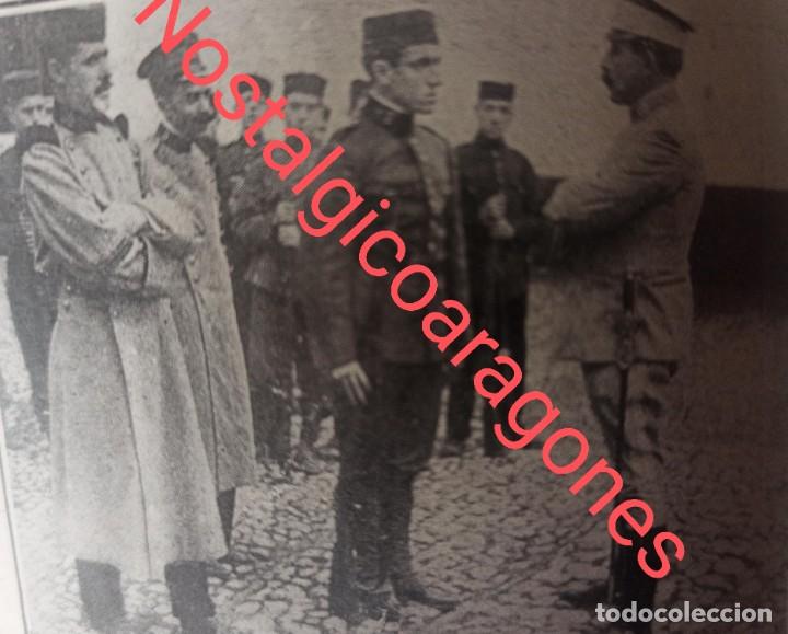 Collection Magazines and Newspapers: Sevilla teniente Palacios hablando con Belmonte Foto revista 1915