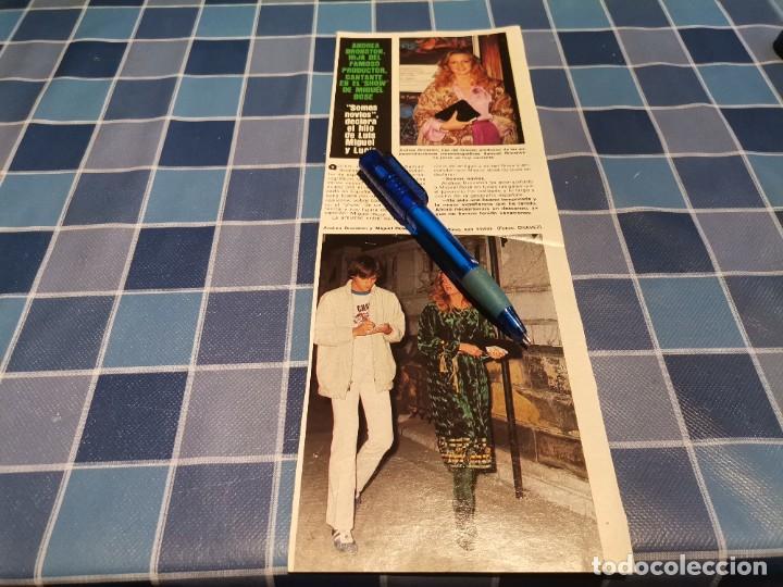 Coleccionismo de Revistas y Peri&oacute;dicos: MIGUEL BOSE Y ANDREA BRONSTON SON NOVIOS RECORTE REVISTA 1977