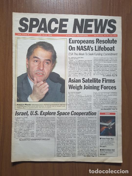Collectionnisme de Revues et Journaux: Space News Vol. 9, No 2. Noticias del espacio. En ingl&eacute;s.