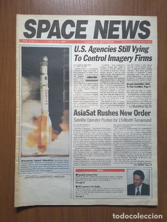 Collectionnisme de Revues et Journaux: Space News Vol. 9, No 1. Noticias del espacio. En ingl&eacute;s.