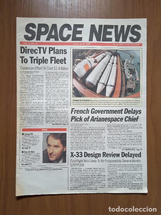 Collection Magazines and Newspapers: Space News Vol. 8, No 25. Noticias del espacio. En ingl&eacute;s.