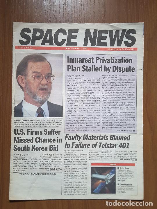 Collection Magazines and Newspapers: Space News Vol. 8, No 21. Noticias del espacio. En ingl&eacute;s.