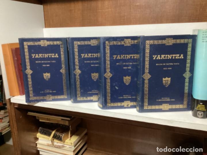 Coleccionismo de Revistas y Peri&oacute;dicos: Yakintza. Revista de cultura vasca. 4 TOMOS, 1933-1936 ED LA GRAN ENCICLOPEDIA VASCA 1977