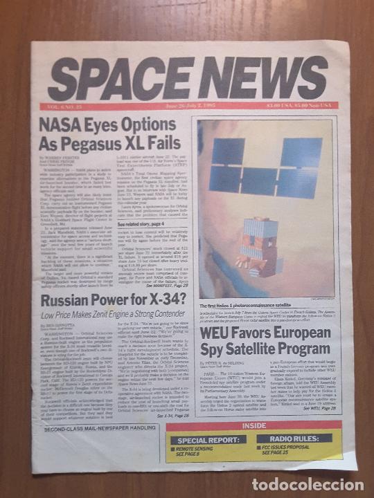 Sammeln von Zeitschriften und Zeitungen: Space News Vol. 6, No 25. Noticias del espacio. En ingl&eacute;s.
