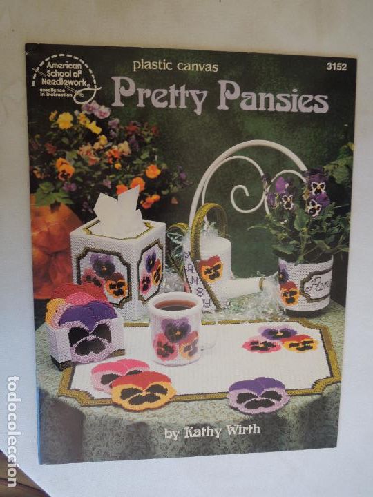 Collection Magazines and Newspapers: PRETTY PANSIES - BY KATHY WIRTH - PLASTIC CANVAS - 3152- PUNTO DE CRUZ