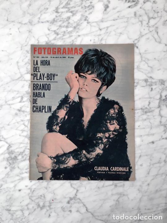 Colecionismo de Revistas e Jornais: - 1966 - CLAUDIA CARDINALE, MARLON BRANDO, CHARLES CHAPLIN, ADOLFO MARSILLACH, LOLA FLORES