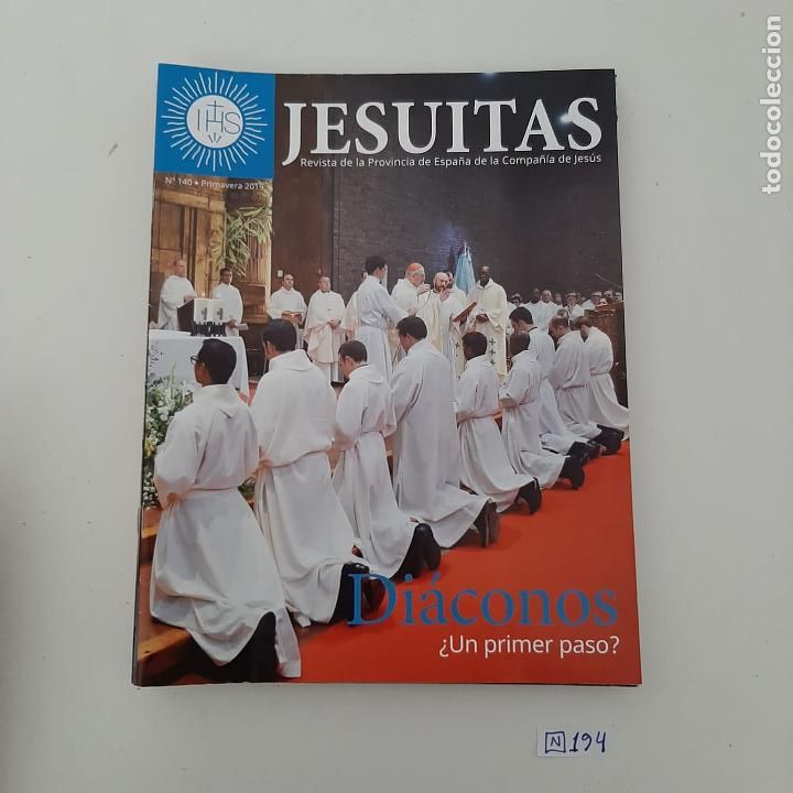 Sammeln von Zeitschriften und Zeitungen: Jesuitas