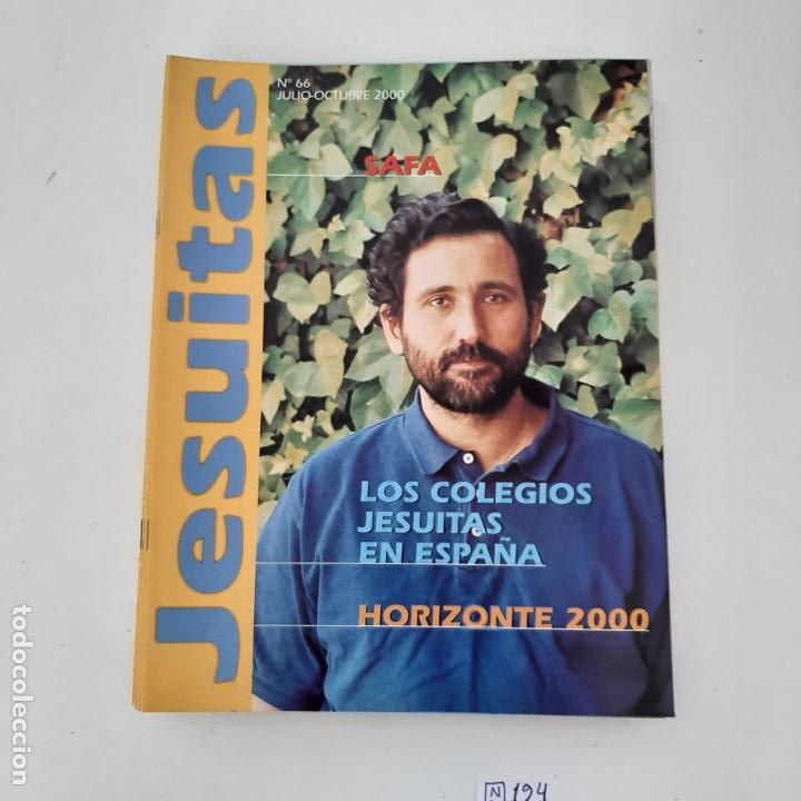 Coleccionismo de revistas y peri&oacute;dicos: Jesuitas - Foto 1