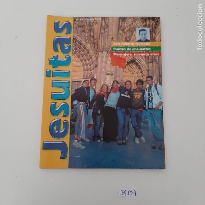 Coleccionismo de revistas y peri&oacute;dicos: Jesuitas - Foto 1