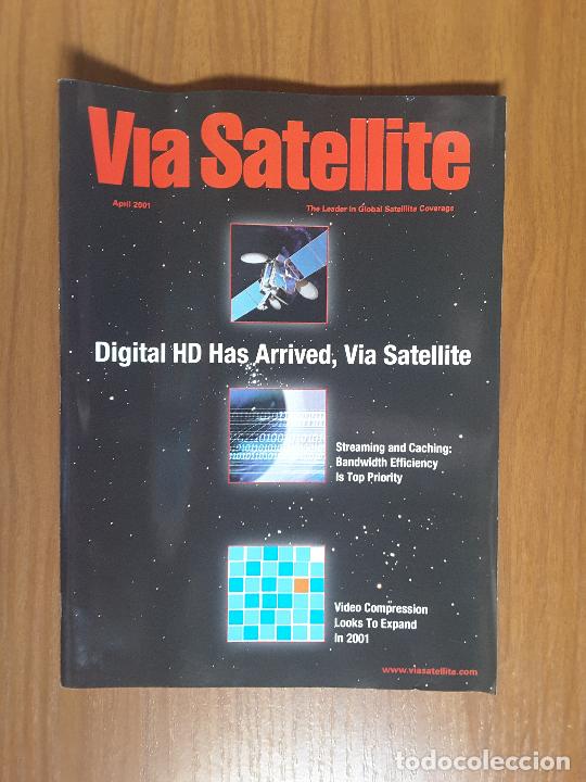 Collectionnisme de Revues et Journaux: Via Satellite April 2001