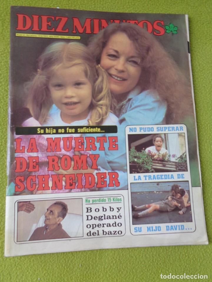 Coleccionismo de Revistas y Peri&oacute;dicos: MARADONA - BEATLES - SARA MONTIEL - ROMY SCHNEIDER... EN REVISTA 10 MINUTOS
