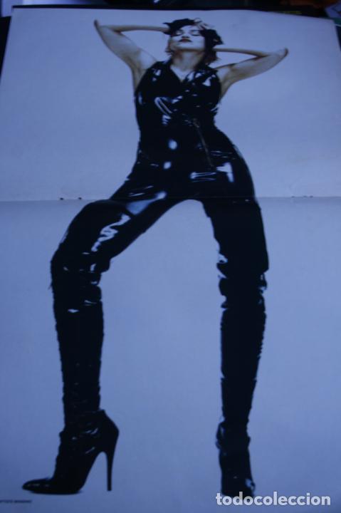Coleccionismo de Revistas y Peri&oacute;dicos: POSTER SMASH HITS MADONNA