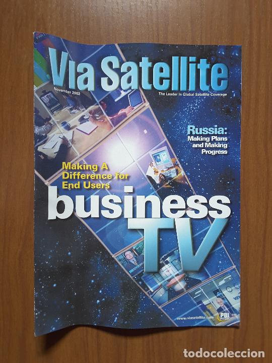 Collectionnisme de Revues et Journaux: Via Satellite - November 2002