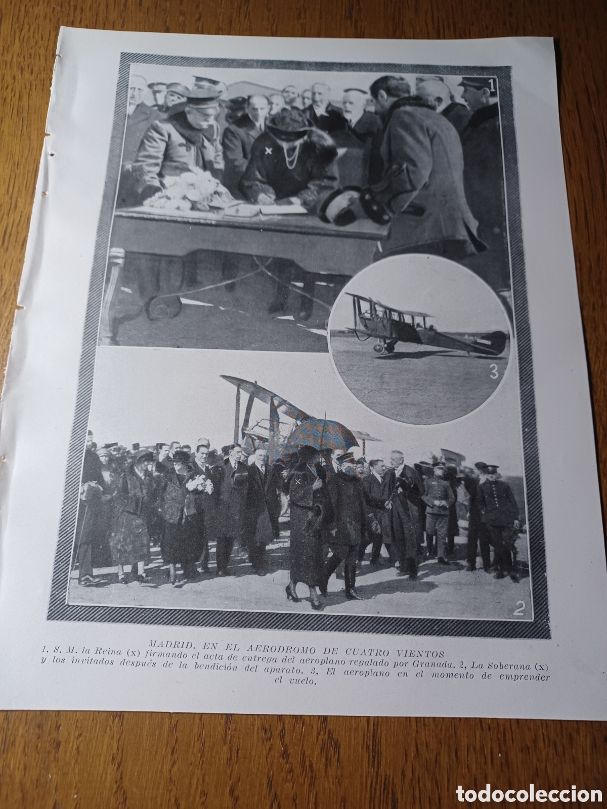 Coleccionismo de revistas y peri&oacute;dicos: S.M LA REINA FIRMANDO ACTA ENTREGA AEROPLANO REGALO DE GRANADA.A&Ntilde;O 1922. HOJA 23 X 18 CM