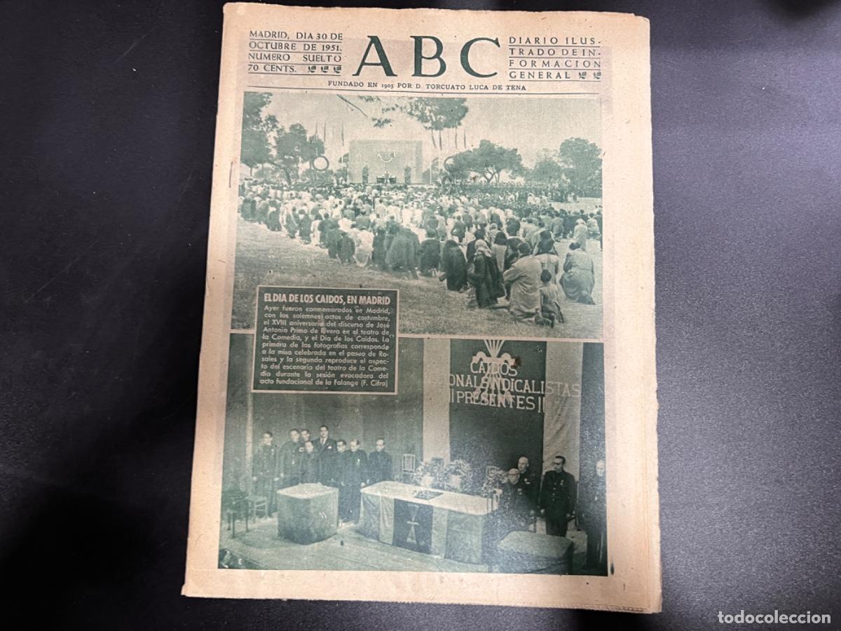 Coleccionismo de Revistas y Peri&oacute;dicos: ABC. OCTUBRE 1951. N&ordm; 14245. EL DIA DE LOS CAIDOS EN MADRID. LEER