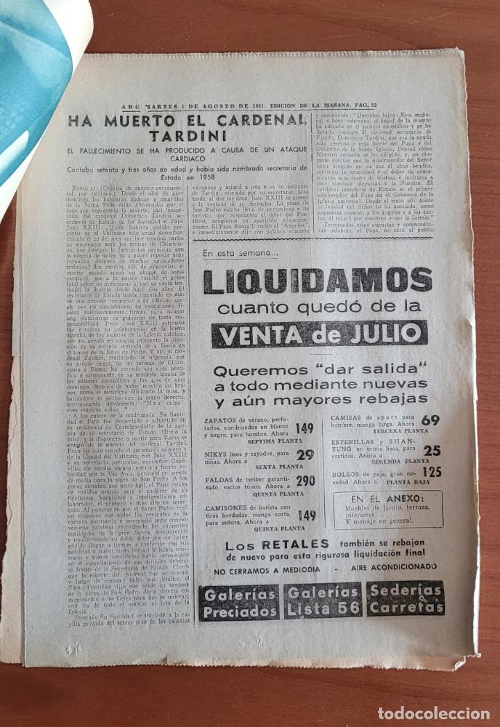 Coleccionismo de Revistas y Peri&oacute;dicos: Recortes ABC 1 y 2-8-61 Fallecimiento del Cardenal Tardini