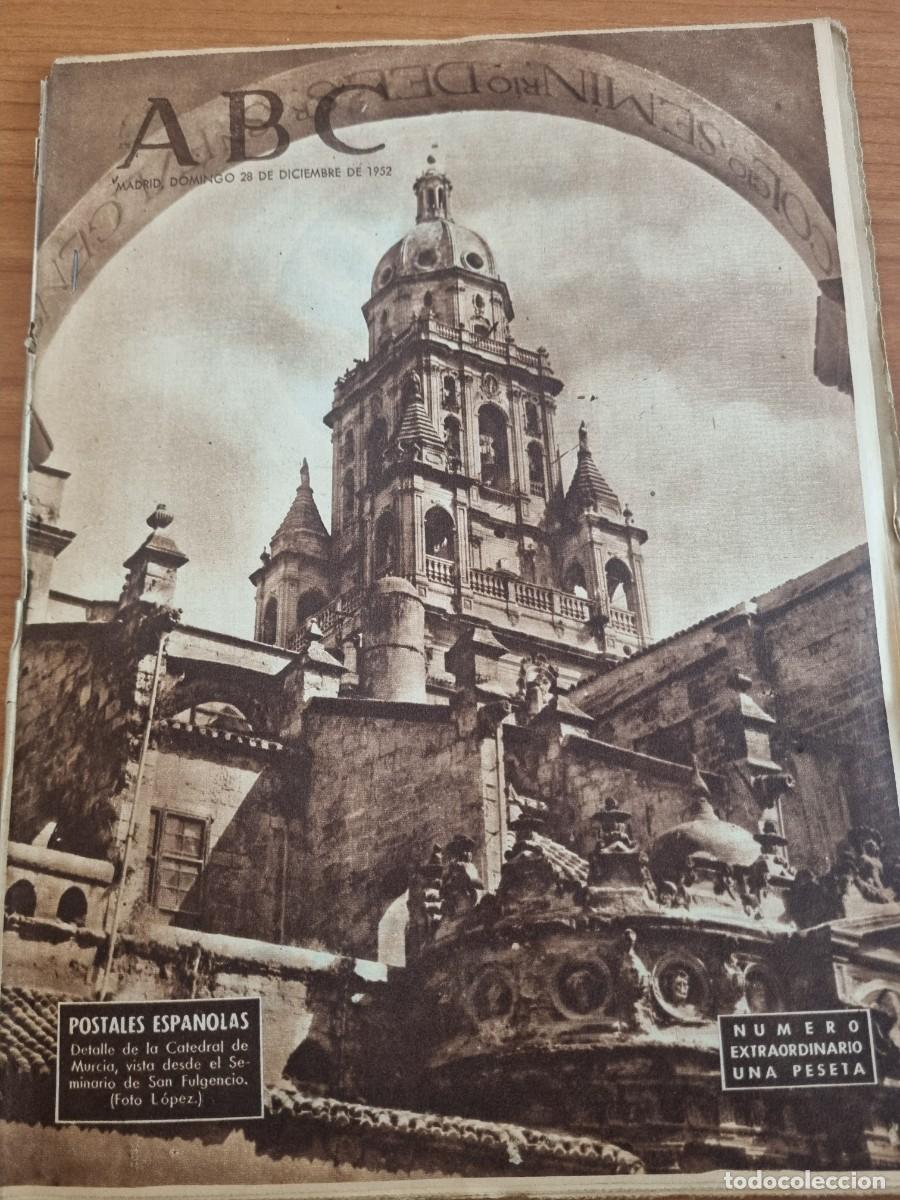 Coleccionismo de Revistas y Peri&oacute;dicos: ABC. MADRID,28 DICIEMBRE 1952. N&deg; 14607. CARLOS MAURRAS . LEER.
