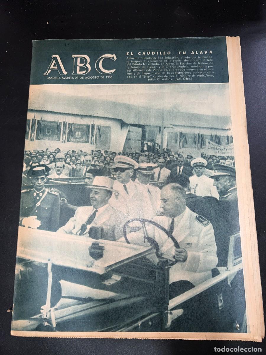 Coleccionismo de revistas y peri&oacute;dicos: ABC. AGOSTO 1955. N&ordm; 15431. EL CAUDILLO EN &Aacute;LAVA. LEER