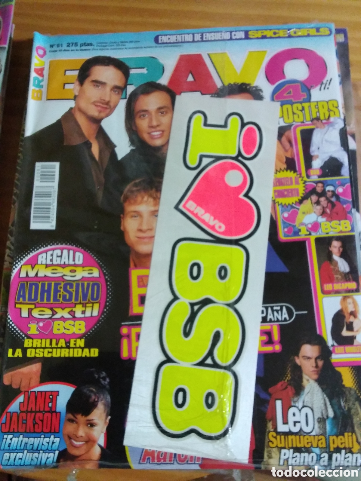 Coleccionismo de revistas y peri&oacute;dicos: Bravo revista para j&oacute;venes n&uacute;mero 61 regalo adhesivo