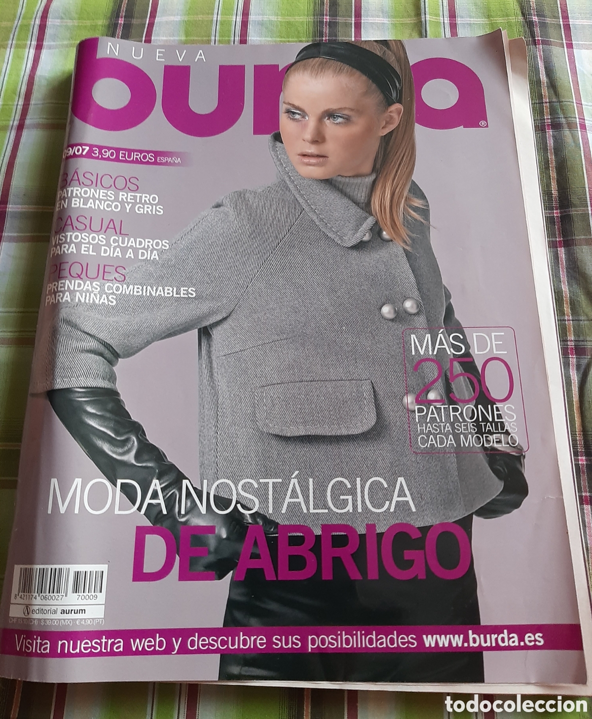 Colecionismo de Revistas e Jornais: NUEVA BURDA N&deg; 9 2007 COMPRA MINIMA 5&euro;