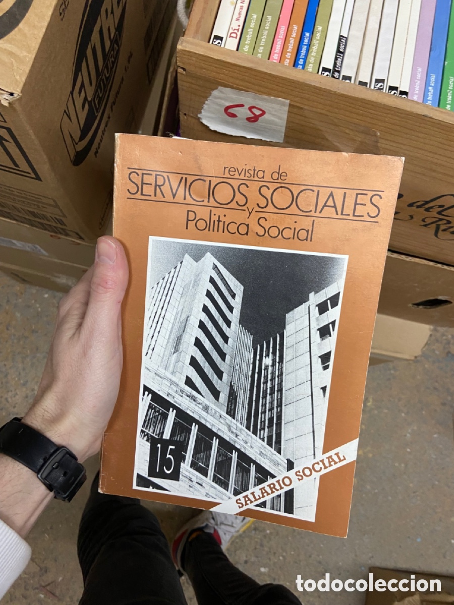 Coleccionismo de Revistas y Peri&oacute;dicos: Cj68 revista de SERVICIOS sociales politica social 15 salario social