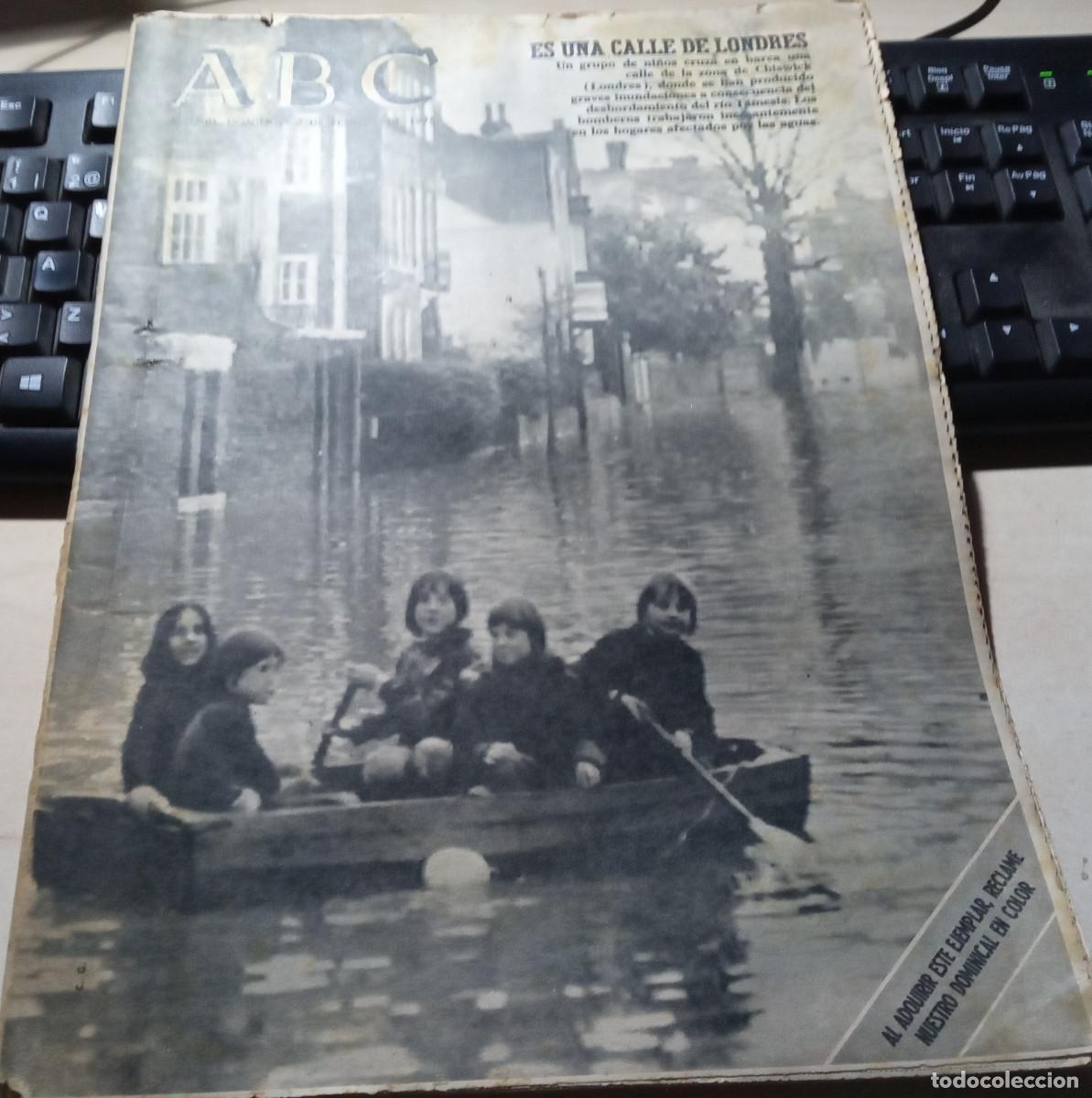 Coleccionismo de Revistas y Peri&oacute;dicos: REVISTA ABC 2 FEBRERO DE 1975