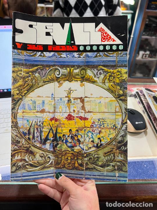 Coleccionismo de Revistas y Peri&oacute;dicos: REVISTA SEVILLA Y SUS FIESTAS 1984 - SEMANA SANTA