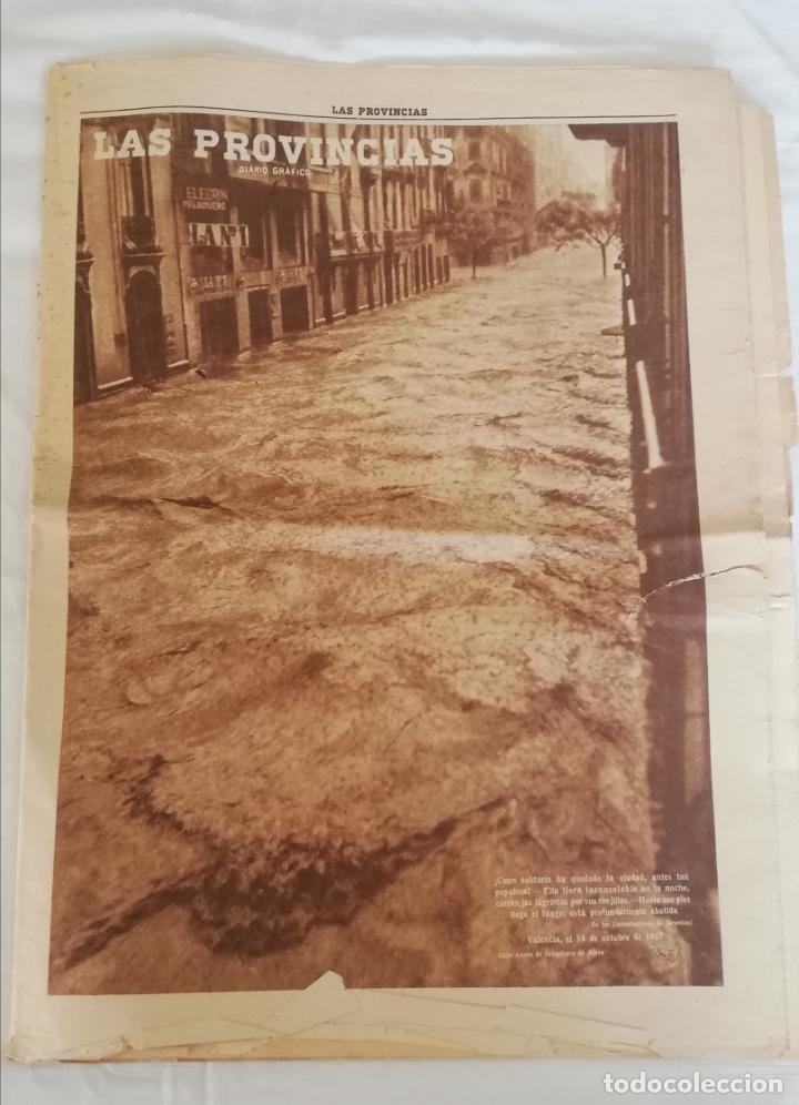 Coleccionismo de revistas y peri&oacute;dicos: ANTIGUO PER&Iacute;ODICO/ OLD NEWSPAPER: LAS PROVINCIAS ESPECIAL INUNDACIONES VALENCIA 1957