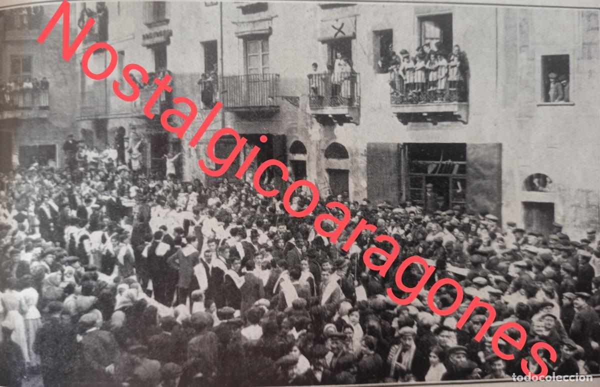 Coleccionismo de revistas y peri&oacute;dicos: Sallent Llobregat comida pobres en Plaza foto revista principio siglo XX 191K