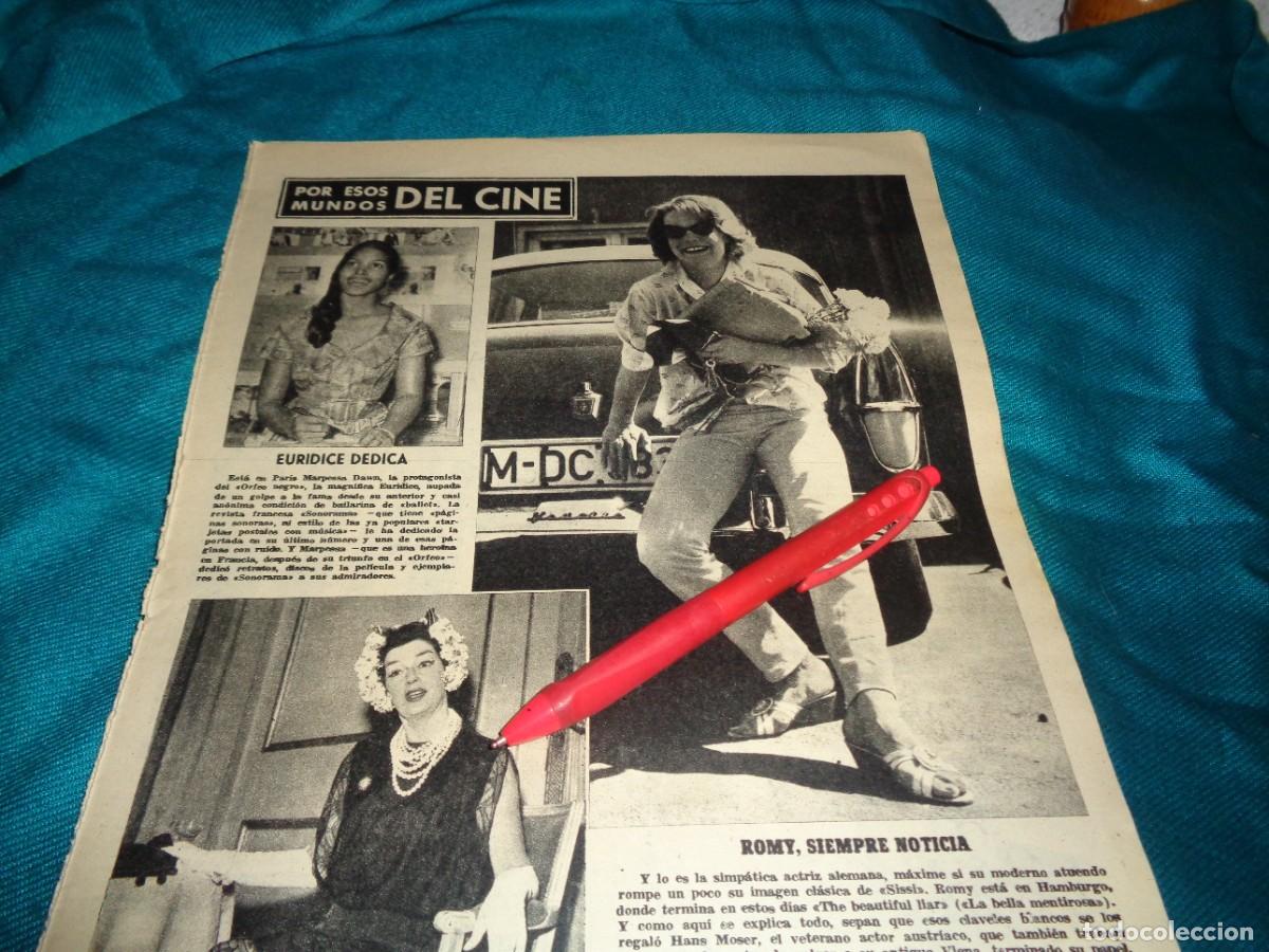 Coleccionismo de Revistas y Peri&oacute;dicos: RECORTE : ROMY SCHNEIDER, EN HAMBURGO. TRIUNFO, JUNIO 1959(#)