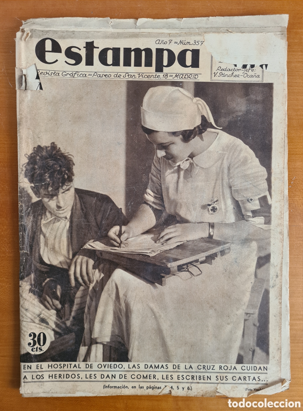 Coleccionismo de Revistas y Peri&oacute;dicos: Revista Gr&aacute;fica Estampa Damas de la Cruz Roja Hospital de Oviedo Palomas del Naranco 1942 F&uacute;tbol