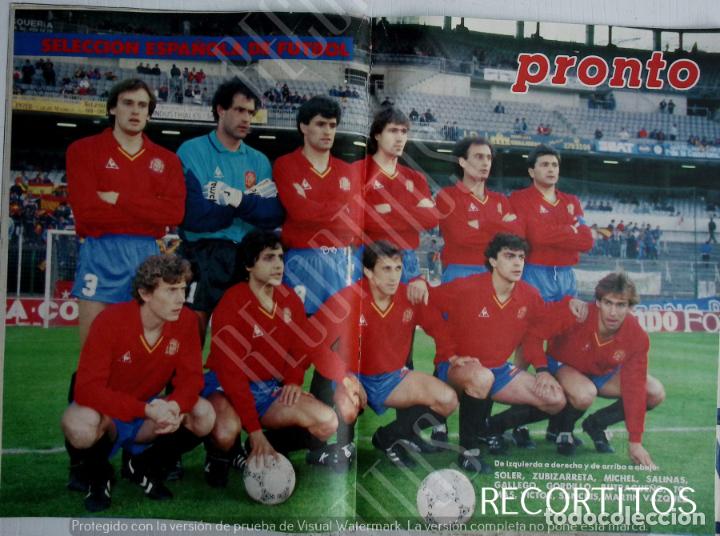 Coleccionismo de Revistas y Peri&oacute;dicos: POSTER SELECIION ESPA&Ntilde;OLA DE FUTBOL 1988 EMILIO BUTRAGUE&Ntilde;O ZUBIZARRETA MICHEL SALINAS SANCHIS SOLER