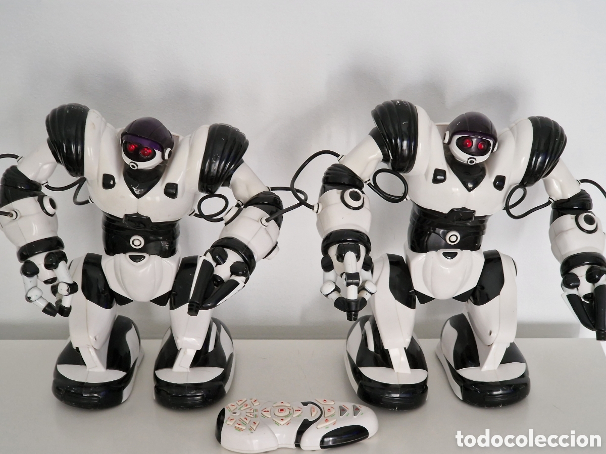 Coleccionismo de revistas y peri&oacute;dicos: ROBOT ROBOSAPIENS - Foto 1