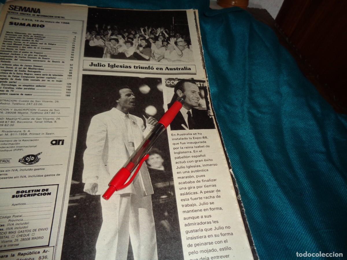 Coleccionismo de Revistas y Peri&oacute;dicos: RECORTE : JULIO IGLESIAS TRIUNFA EN AUSTRALIA. SEMANA, MAYO 1988(#)