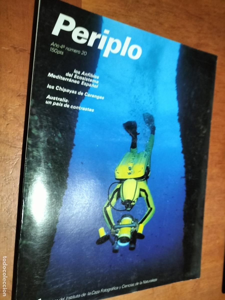 Collezionismo di Riviste e Giornali: 20 PERIPLO. REVISTA DEL INSTITUTO DE LA CAZA FOTOGR&Aacute;FICA. R&Uacute;STICA. BUEN ESTADO.