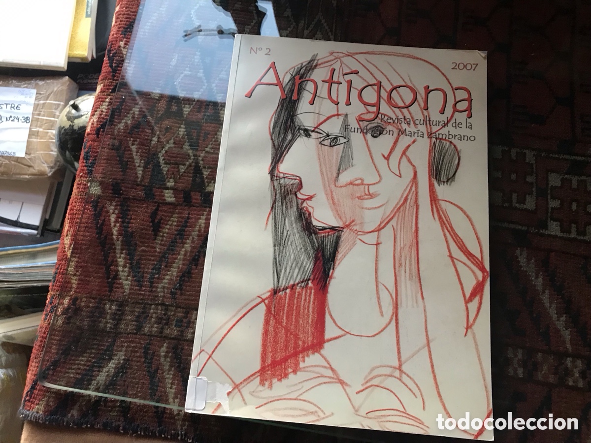 Coleccionismo de Revistas y Peri&oacute;dicos: Revista Ant&iacute;gona n&ordm; 2. Fundaci&oacute;n Mar&iacute;a Zambrano.