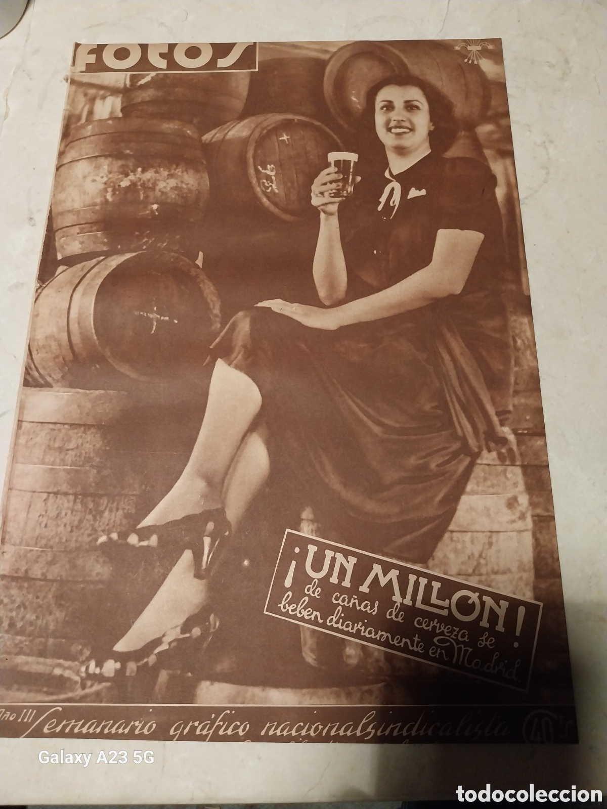 Collection Magazines and Newspapers: REVISTA 1939 GUERRA CIVIL IMAGEN VIRGEN DE LA PALOMA.UN MILLON DE CA&Ntilde;AS CERVEZA MADRID.NUEVOS MINIST