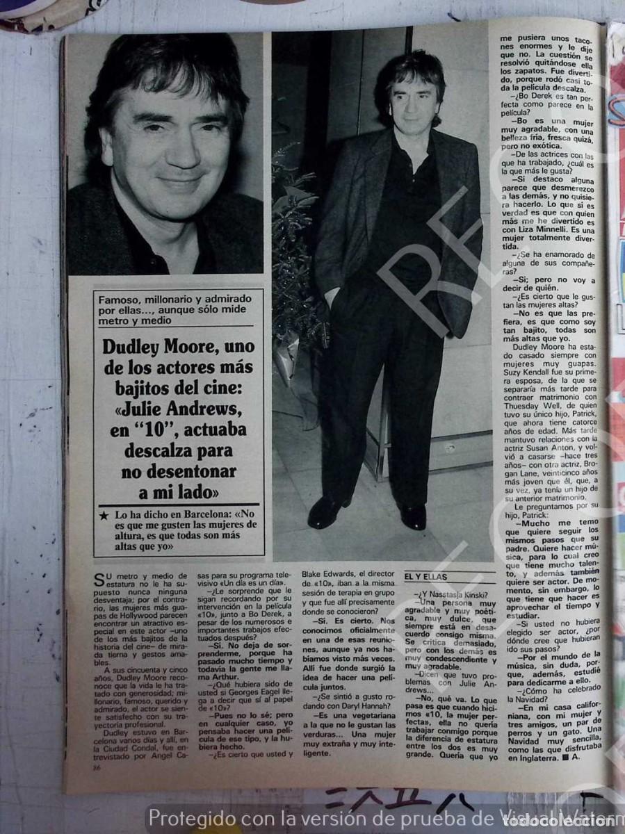 Sammeln von Zeitschriften und Zeitungen: DUDLEY MOORE