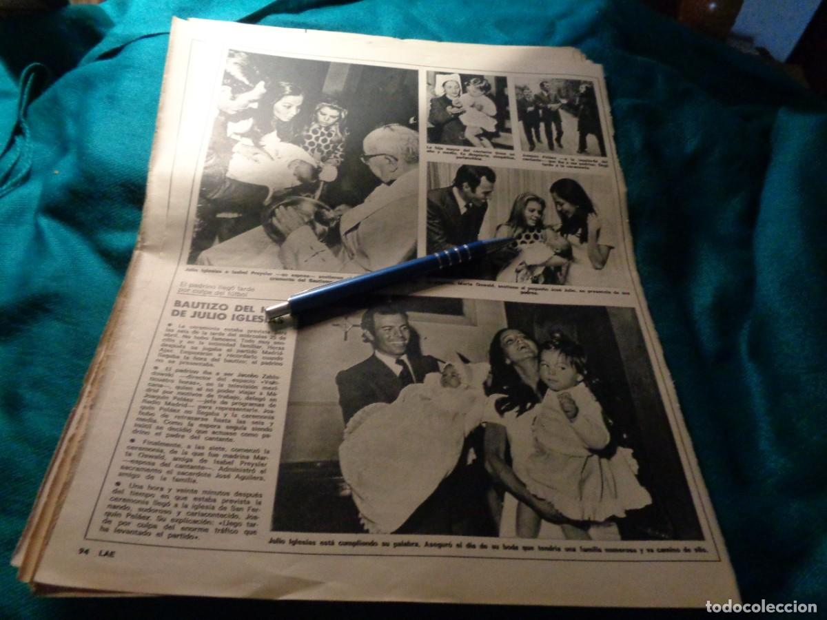 Coleccionismo de revistas y peri&oacute;dicos: RECORTE : BAUTIZO DEL HIJO DE JULIO IGLESIAS. ACTUALIDAD, MAYO 1973