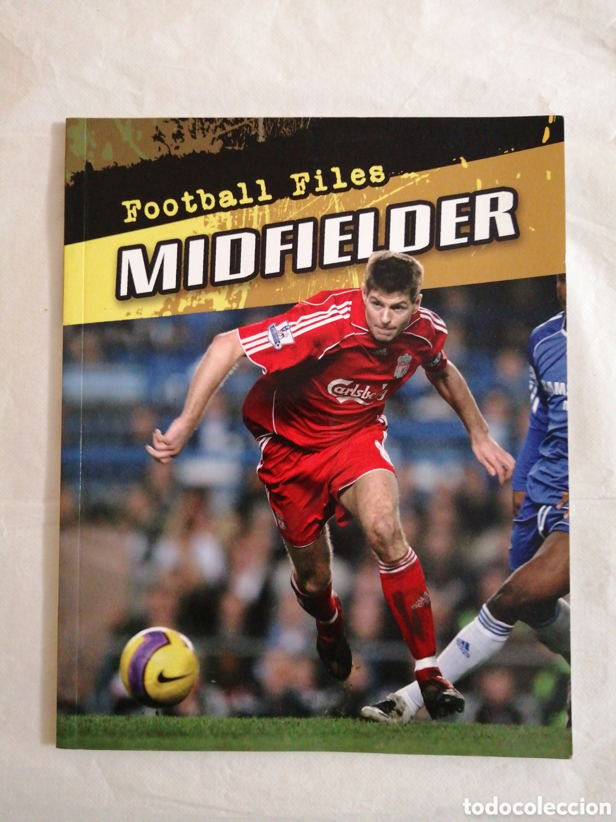 Coleccionismo de Revistas y Peri&oacute;dicos: Midfielder Football files. Raintree. Michael Hurley. 2010